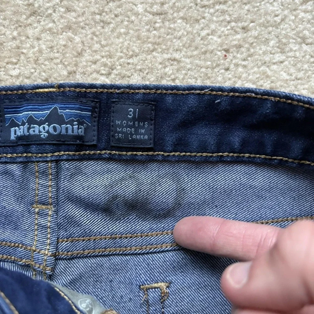 Patagonia Jeans Womens 33x28.5 Dark‎ Wash Straight Regular Organic Cotton Denim